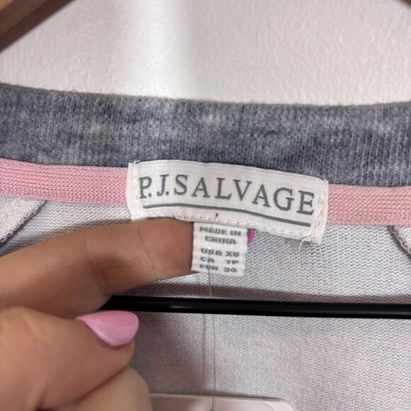 P.J. Salvage Nordstrom's *extremely soft* Long Sleeve Pajama Top NEW XS cheetah - Picture 7 of 10